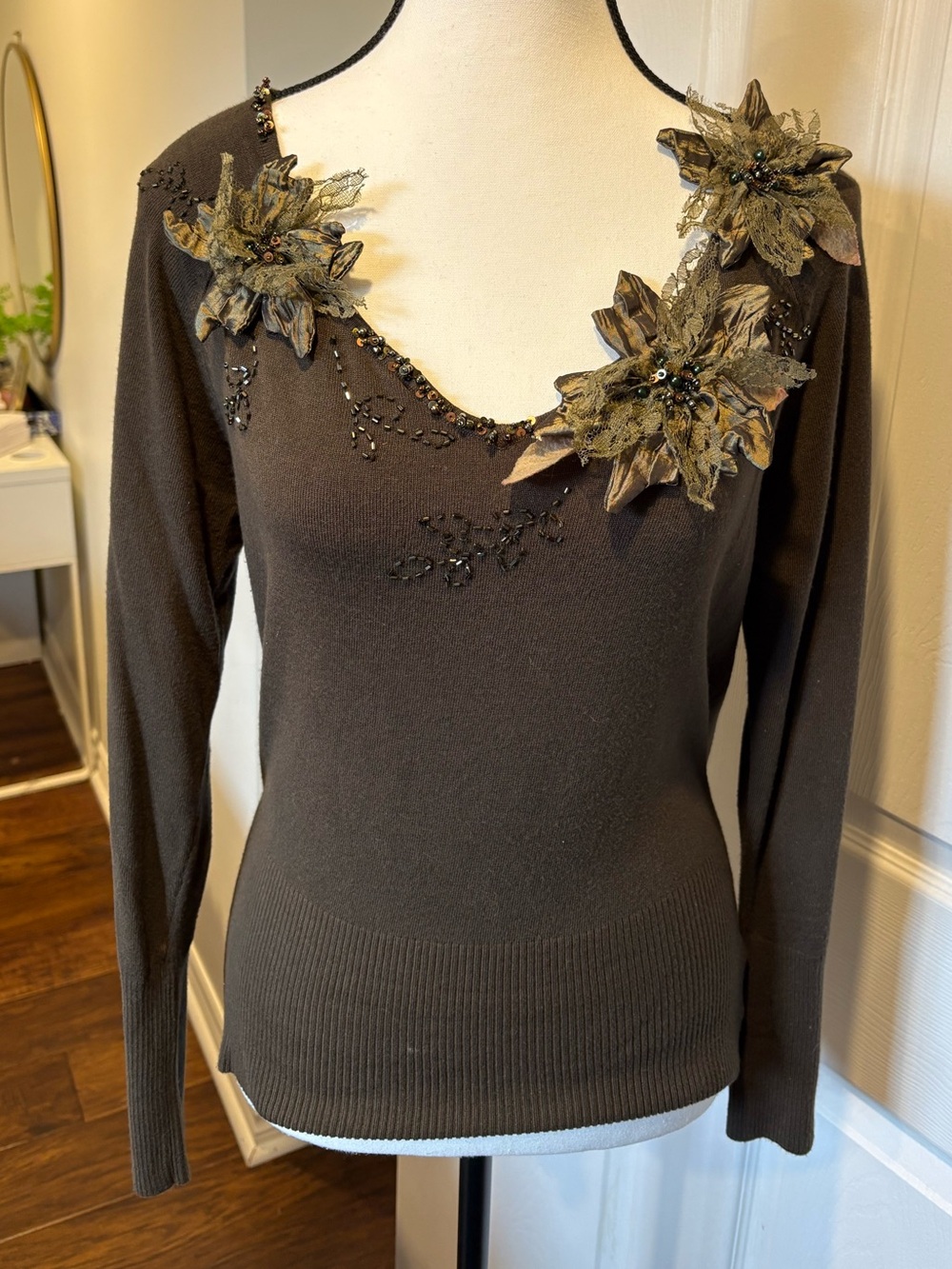 🌷 Cartise Olive Green Floral Appliqué Beaded Knit Sweater Women’s M 3/$30